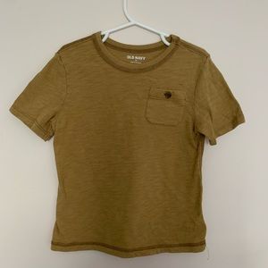 Short sleeve textured knit pocket T-shirt